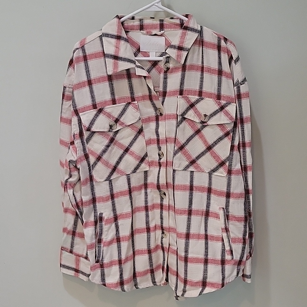 Ashley by 26 international Oversized plaid shirt with side pockets. Large